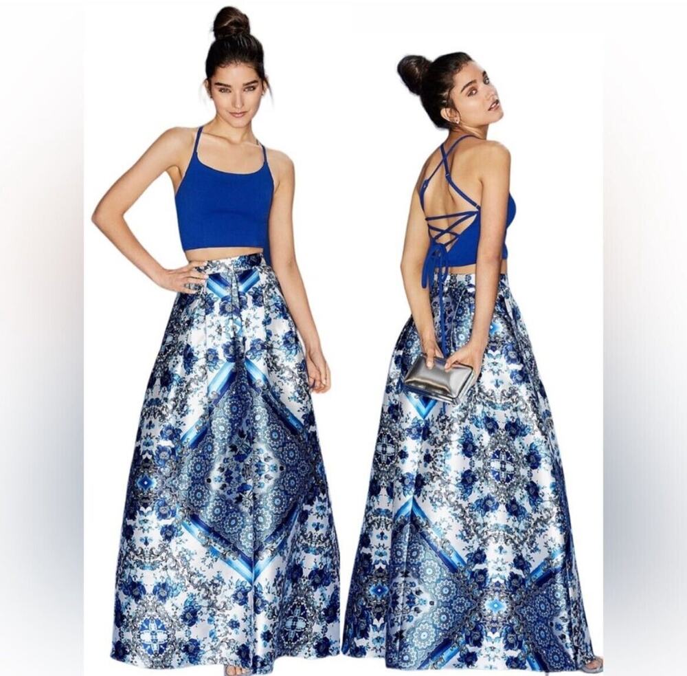 Xtraordinary 2 Piece Sleeveless Spaghetti Strap Top & Floral Skirt Juniors US 5